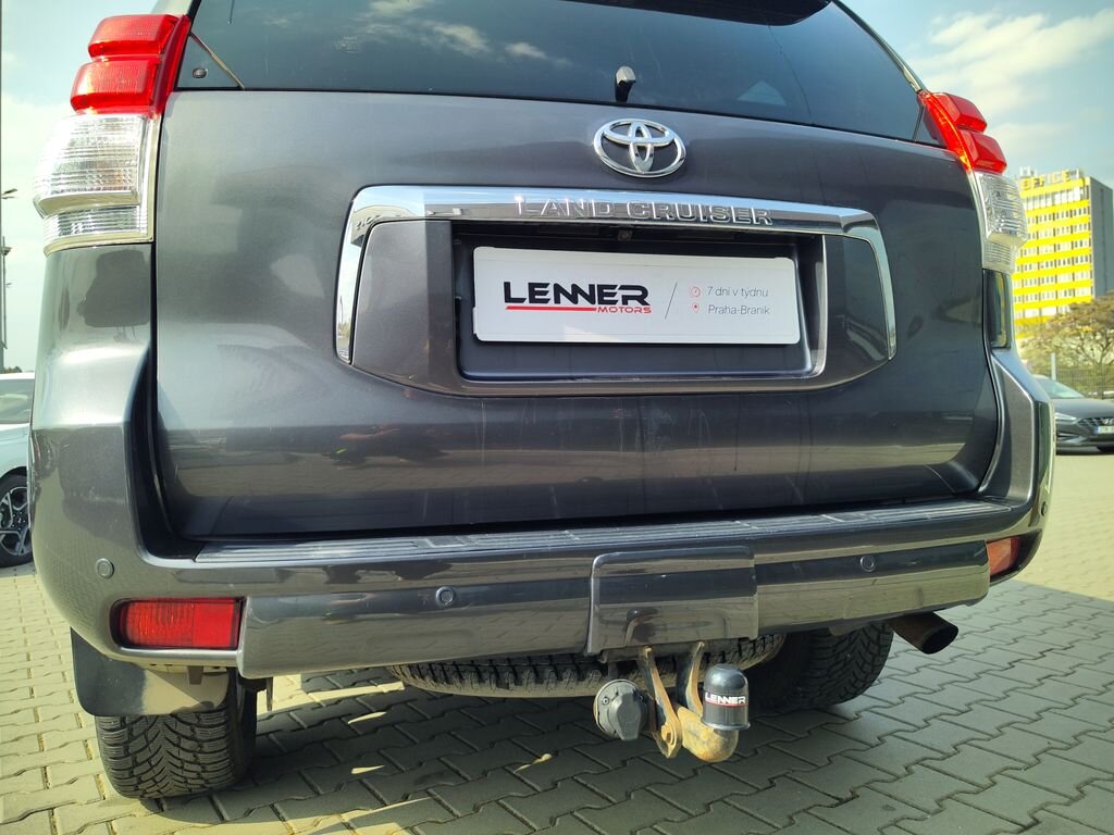 Toyota Land Cruiser SUV / Terénní 3,0 l 127 kw
