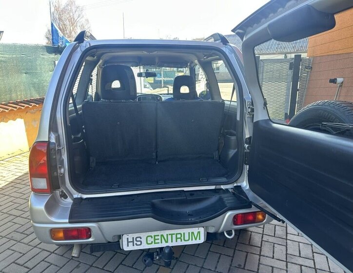 Suzuki Grand Vitara SUV / Terénní 2,0 l 94 kw