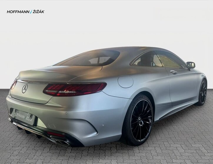 Mercedes-Benz Třídy S Kupé 4,0 l 345 kw