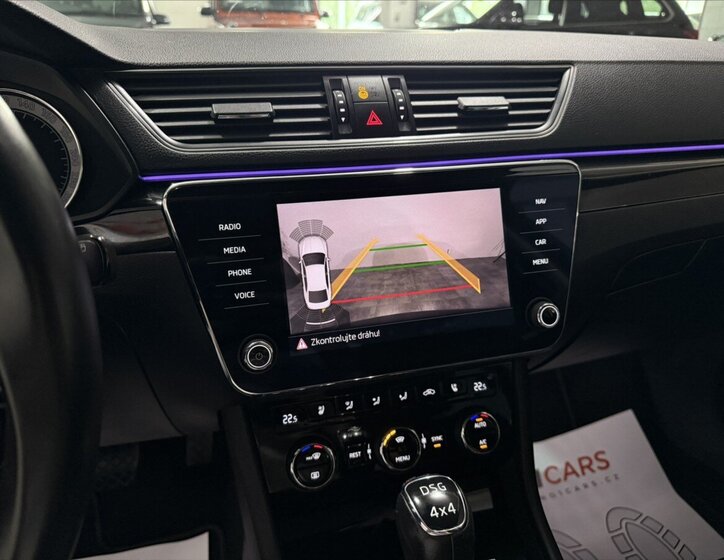 Škoda Superb Sedan / Limuzína 2,0 l 206 kw