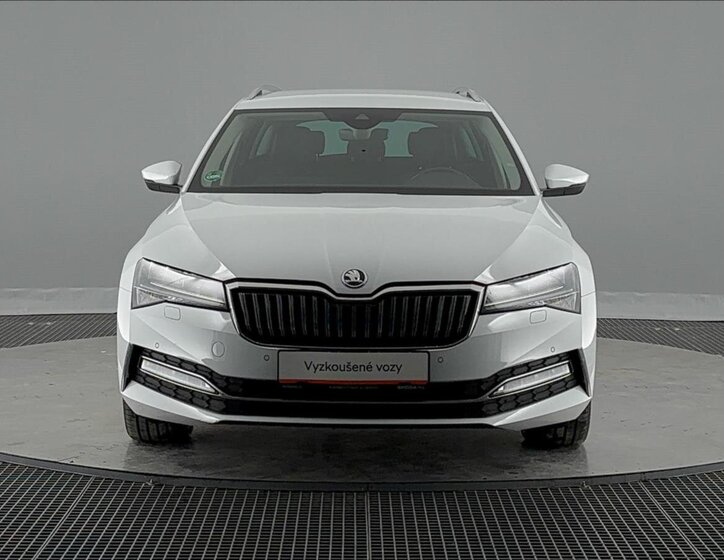Škoda Superb Kombi 1,4 l 160 kw