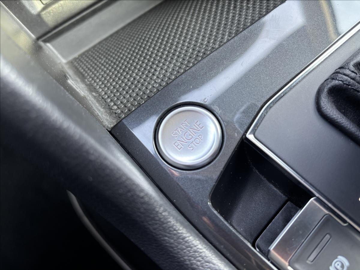 Volkswagen Tiguan SUV / Terénní 1,5 l 110 kw