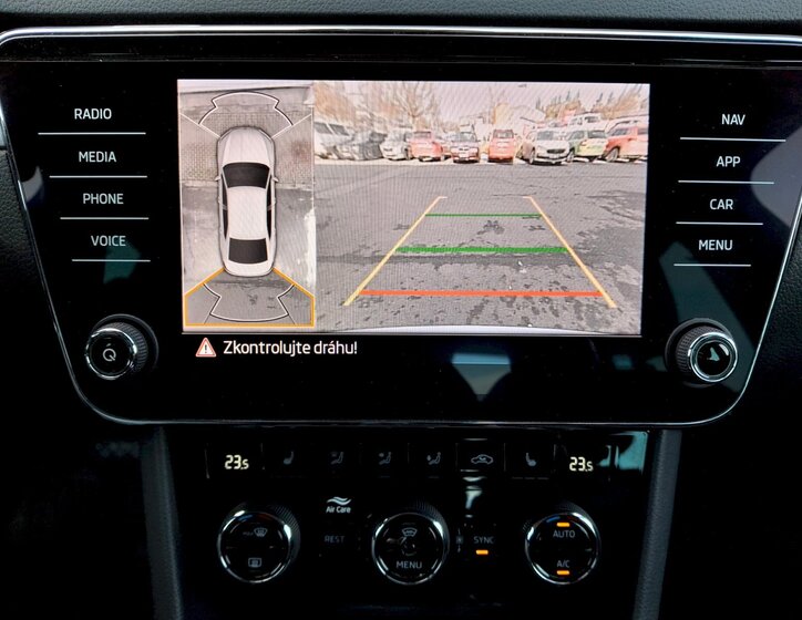 Škoda Superb Sedan 2,0 l 110 kw