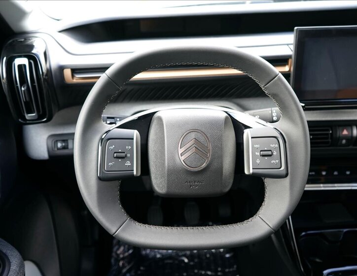 Citroën C3 Aircross SUV / Terénní 1,2 l 75 kw