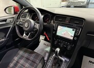 Volkswagen Golf 17