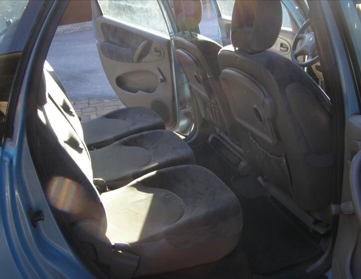 Citroën Xsara Picasso 16