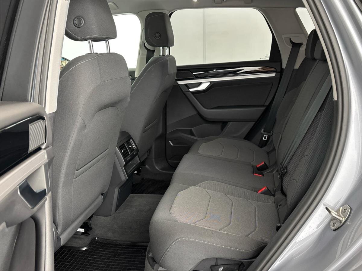 Volkswagen Touareg SUV / Terénní 3,0 l 170 kw