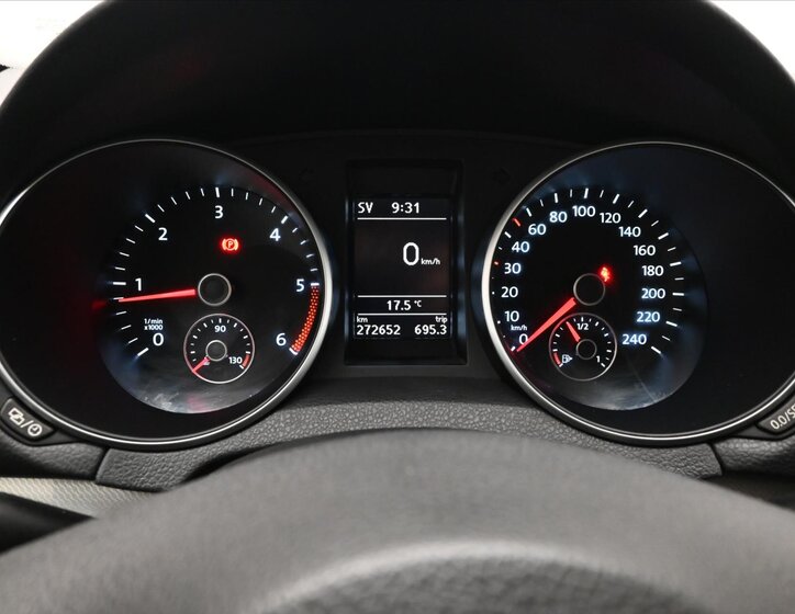 Volkswagen Golf Kombi 1,6 l 77 kw