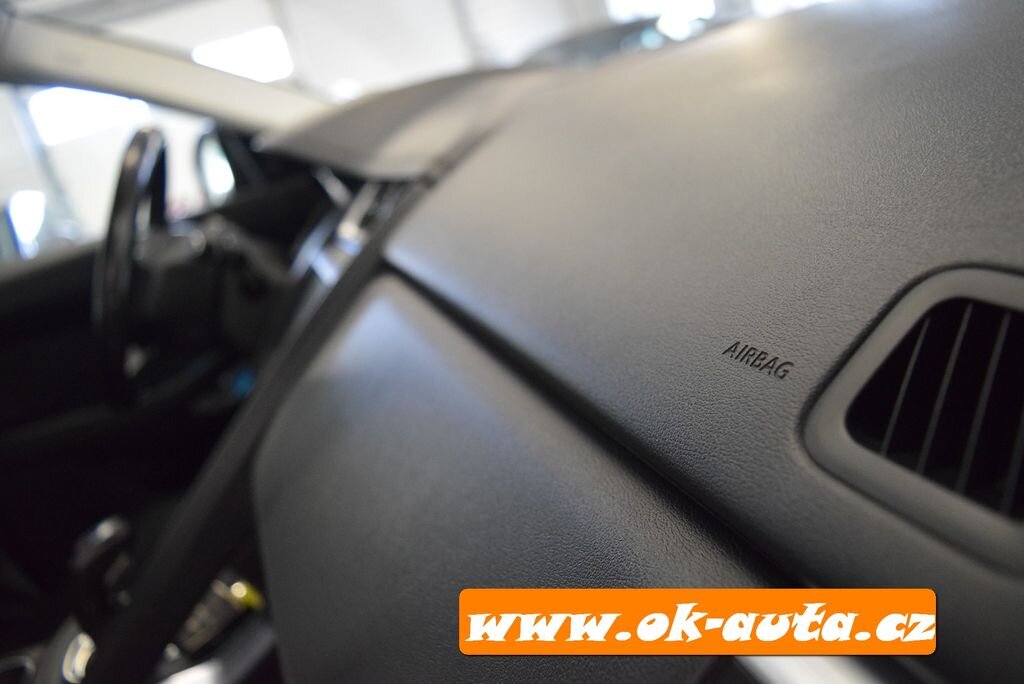 Jaguar F-Pace SUV 2,0 l 110 kw