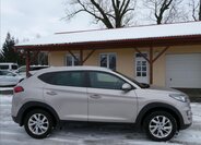 Hyundai Tucson SUV 1,6 l 85 kw