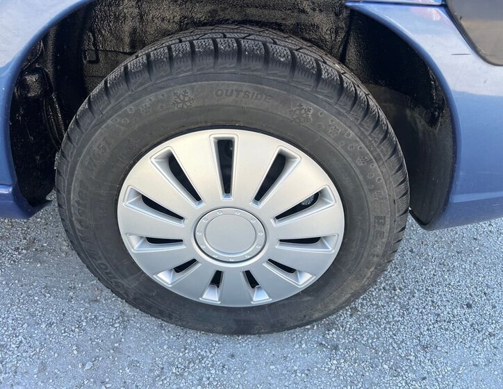 Peugeot 807 MPV 2,0 l 100 kw