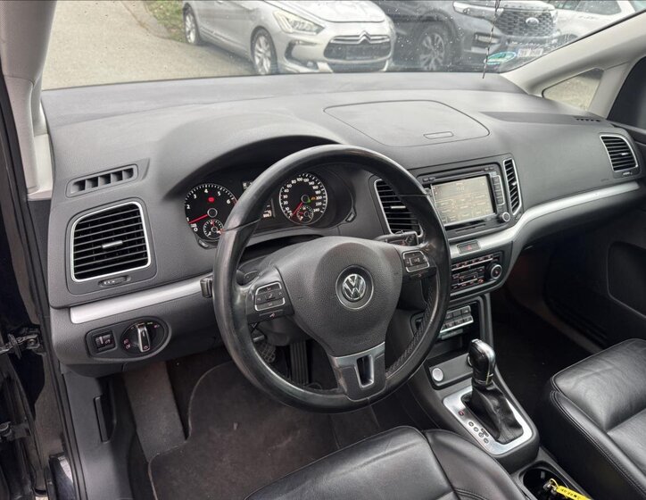 Volkswagen Sharan MPV 2,0 l 147 kw