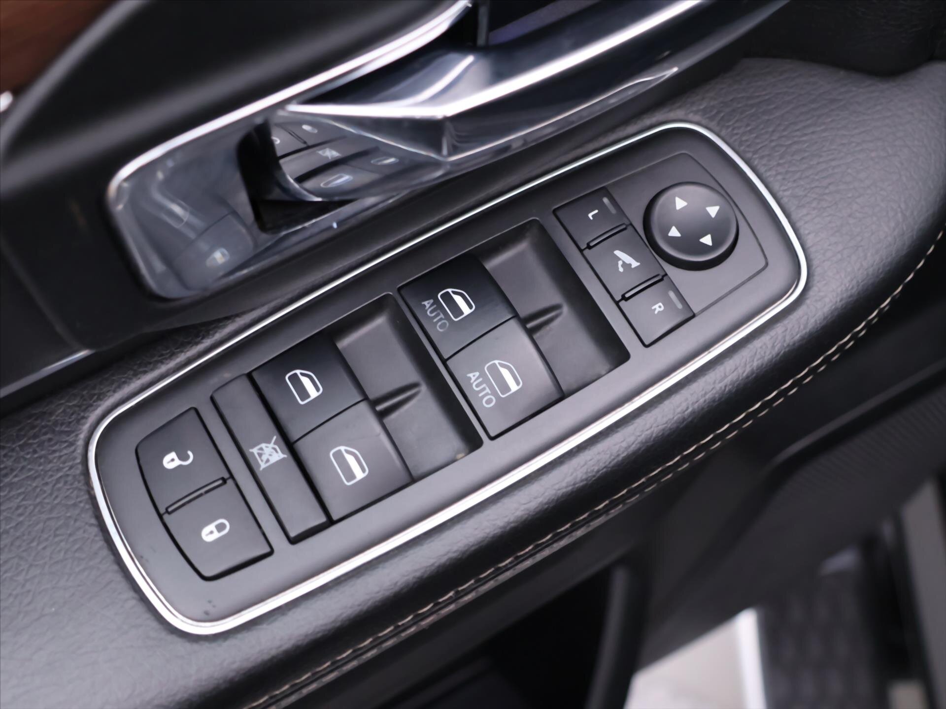 Dodge RAM Pick-up 5,7 l 295 kw