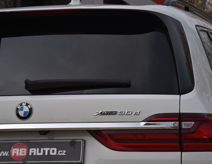 BMW X7 SUV / Terénní 3,0 l 195 kw