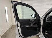 BMW X7 Kombi 3,0 l 250 kw