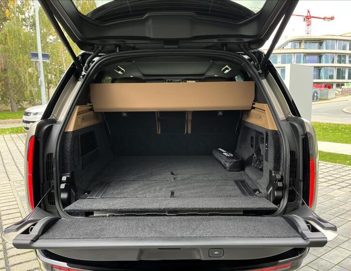 Land Rover Range Rover 6