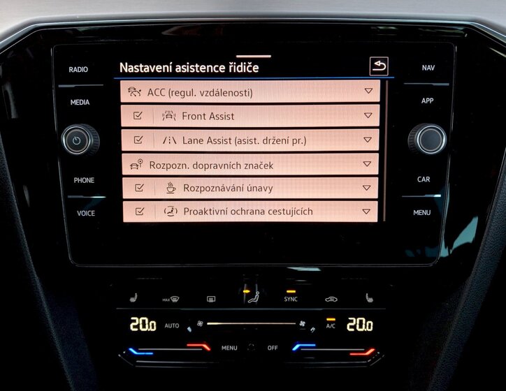 Volkswagen Passat Kombi 1,5 l 110 kw