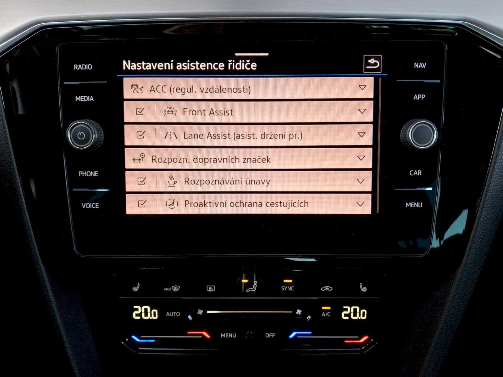 Volkswagen Passat Kombi 1,5 l 110 kw