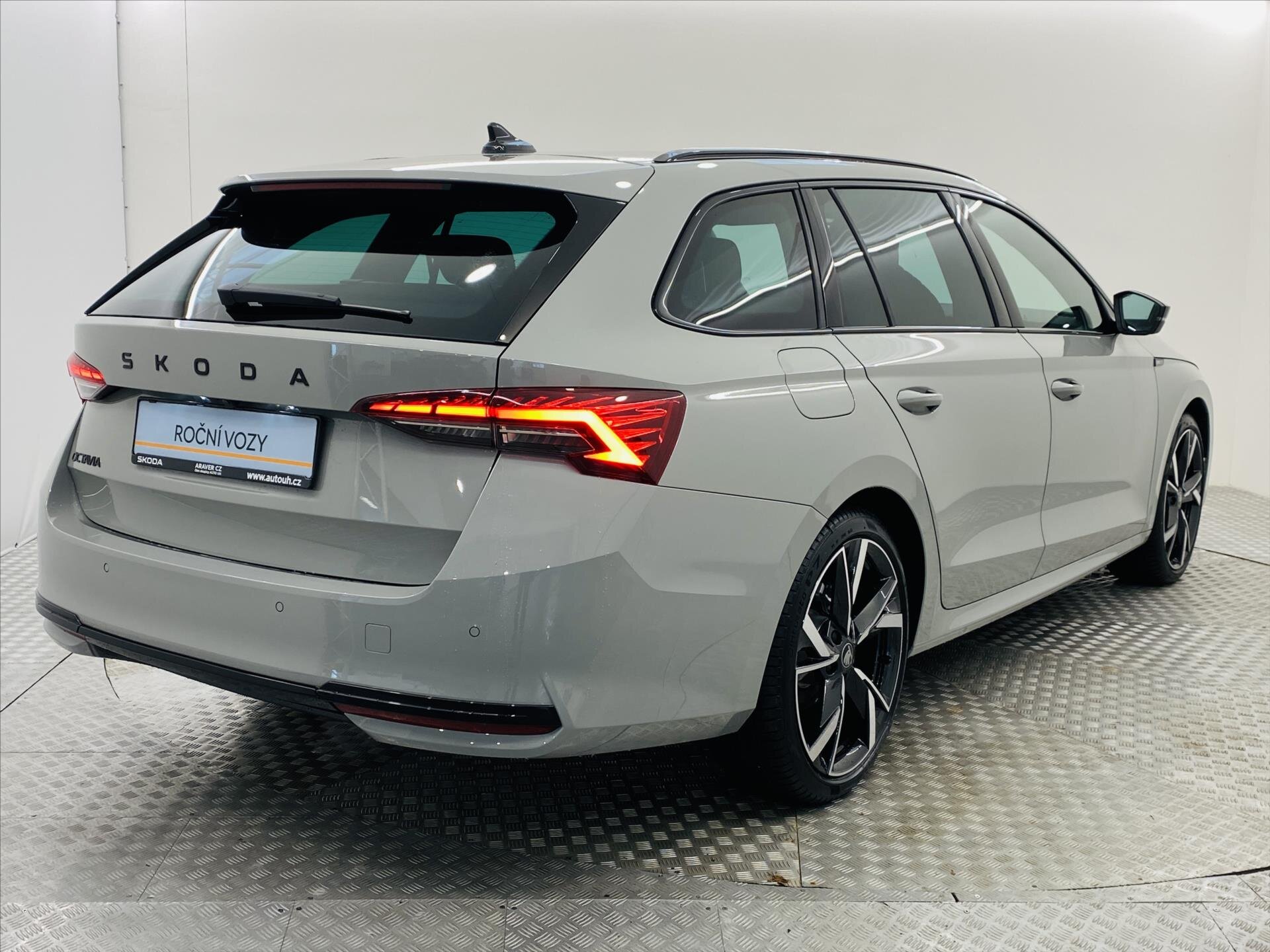 Škoda Octavia Kombi 2,0 l 110 kw