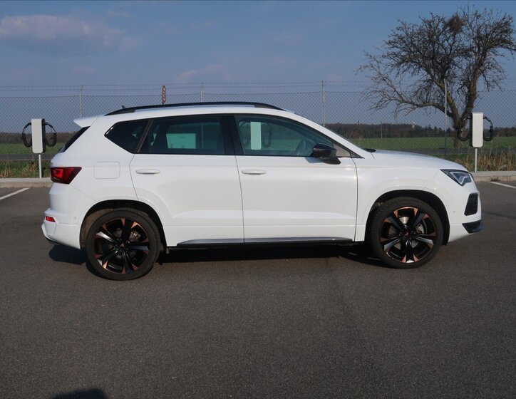 Cupra Ateca SUV / Terénní 1,5 l 110 kw