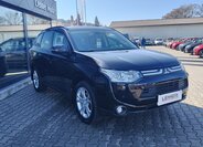 Mitsubishi Outlander SUV / Terénní 2,3 l 110 kw
