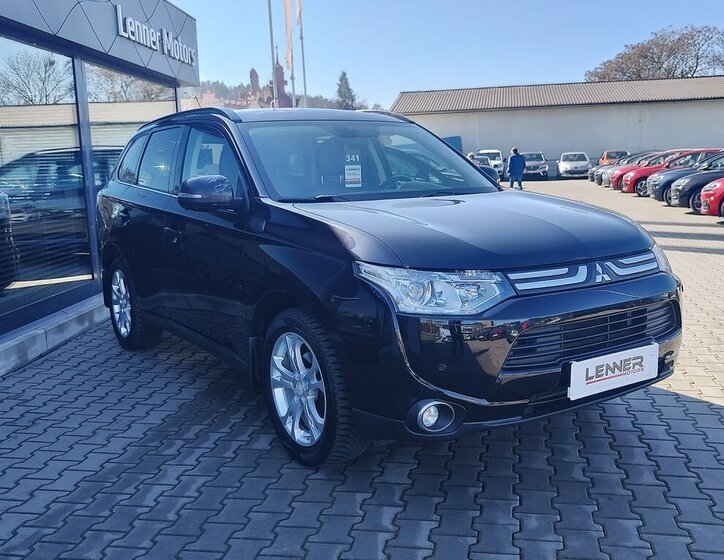 Mitsubishi Outlander SUV / Terénní 2,3 l 110 kw