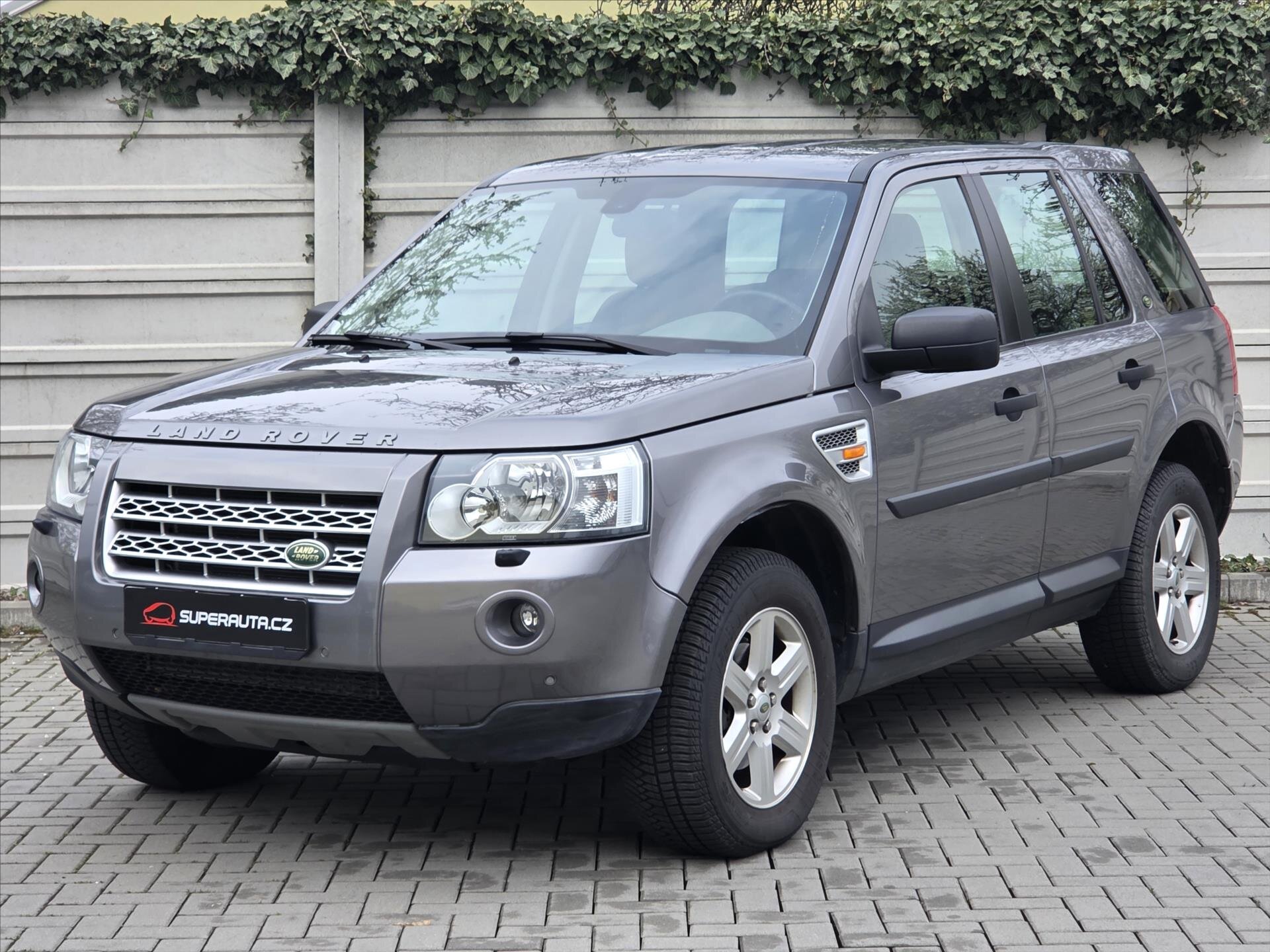 Land Rover Freelander SUV / Terénní 2,2 l 118 kw