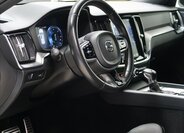 Volvo V60 Kombi 2,0 l 140 kw