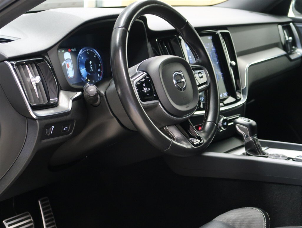 Volvo V60 Kombi 2,0 l 140 kw