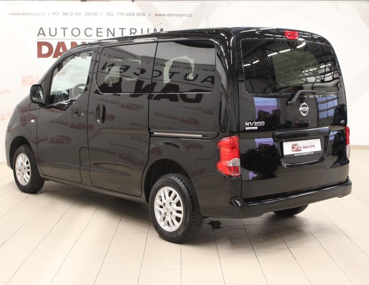 Nissan NV200 6