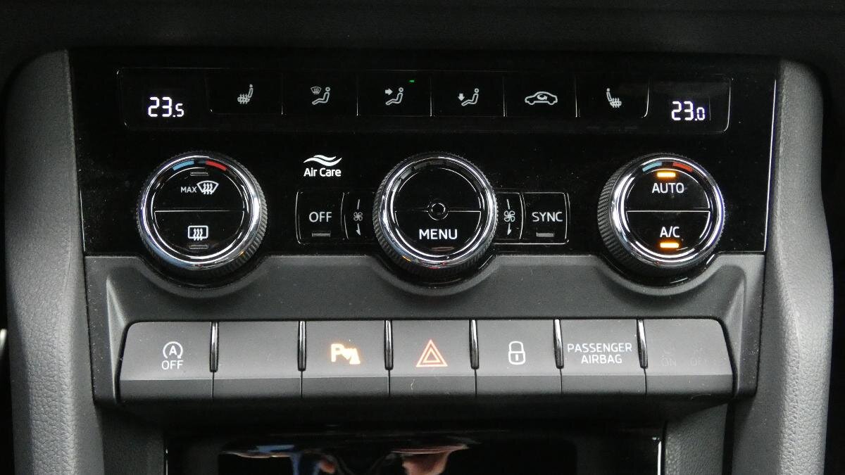 Škoda Karoq SUV 1,5 l 110 kw