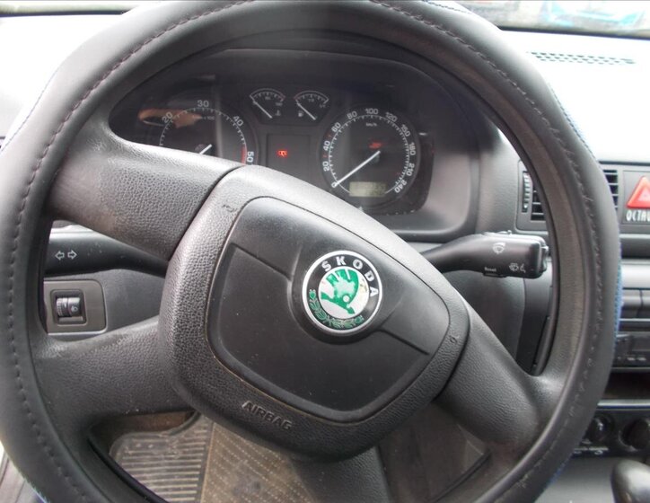 Škoda Octavia Sedan / Limuzína 1,9 l 74 kw