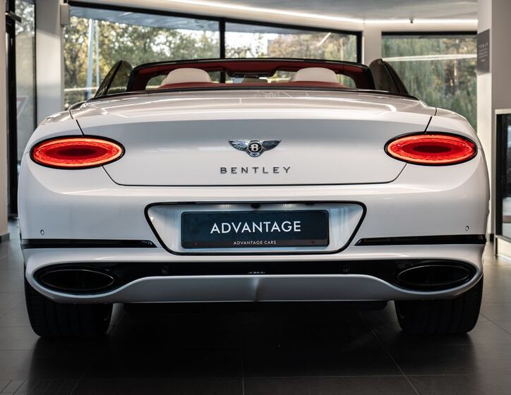 Bentley Continental GTC 3