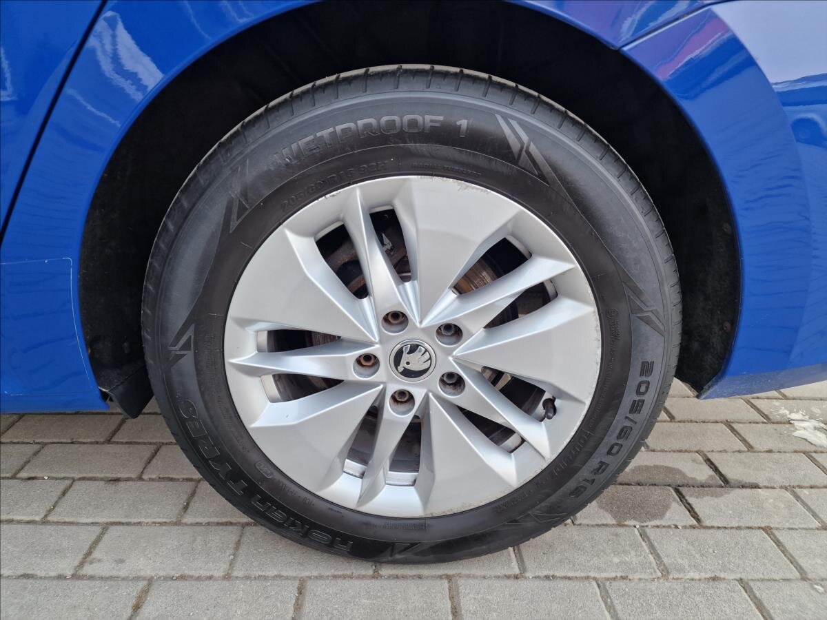 Škoda Octavia Kombi 2,0 l 85 kw