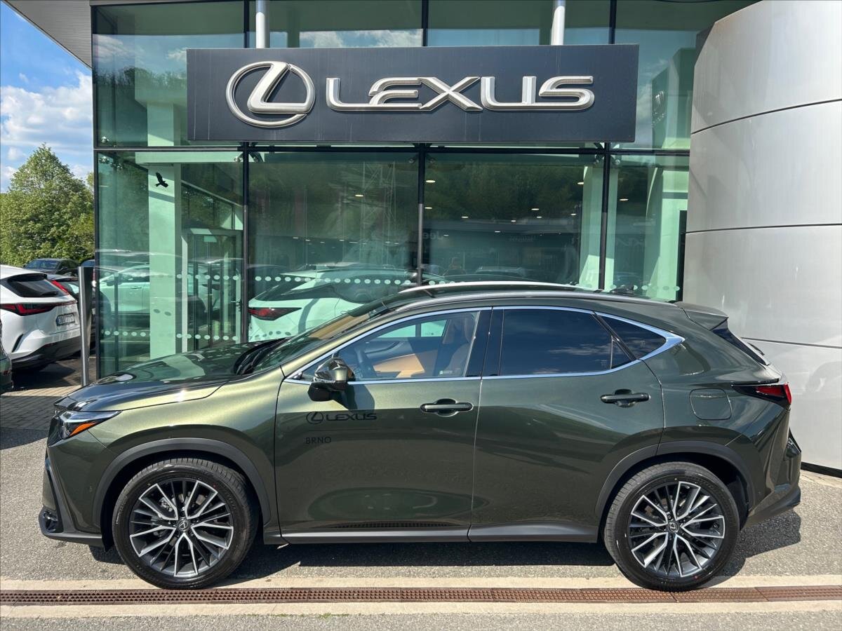 Lexus NX 350h SUV / Terénní 2,5 l 150 kw