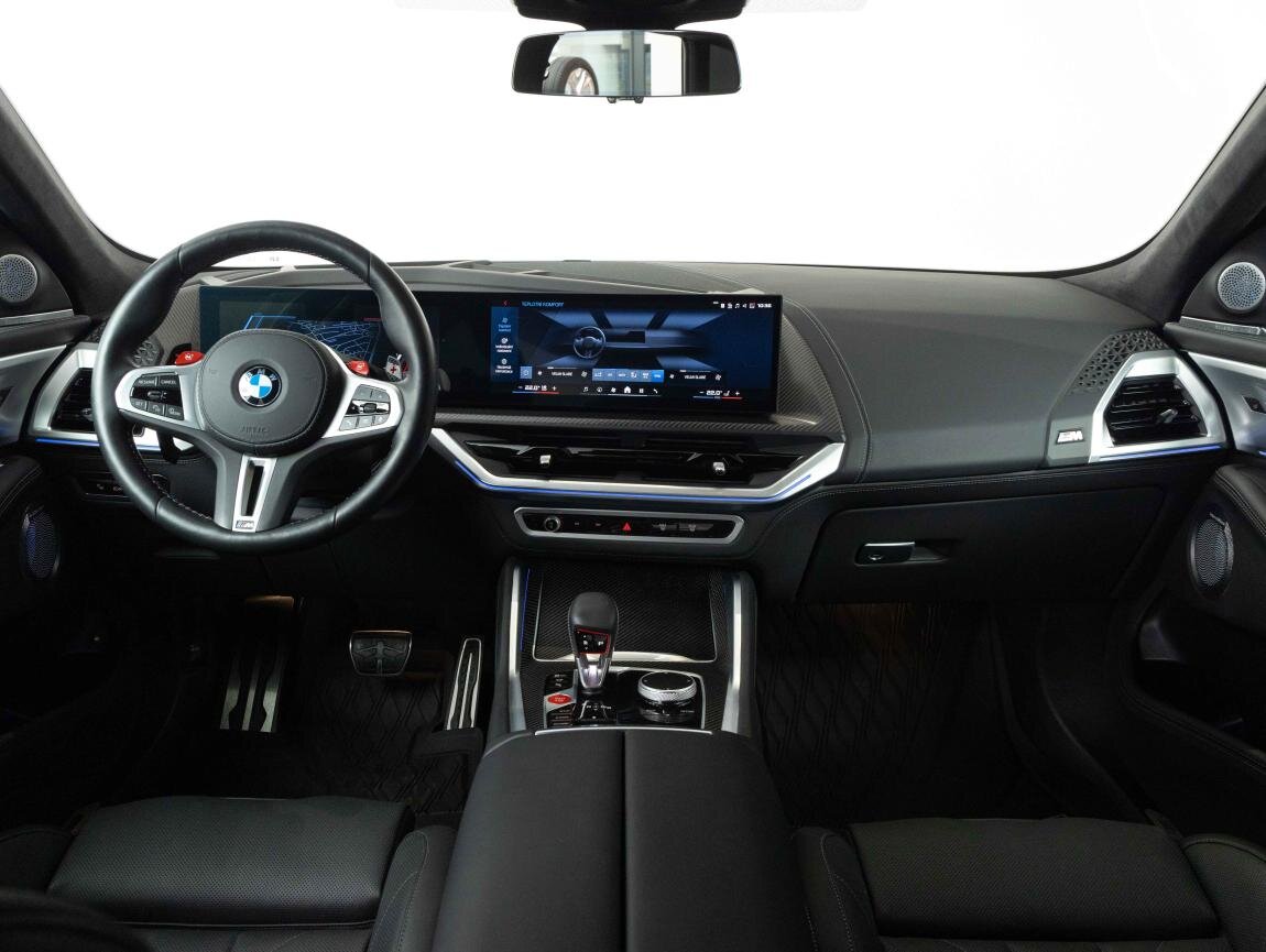 BMW XM SUV / Terénní 3,0 l 350 kw