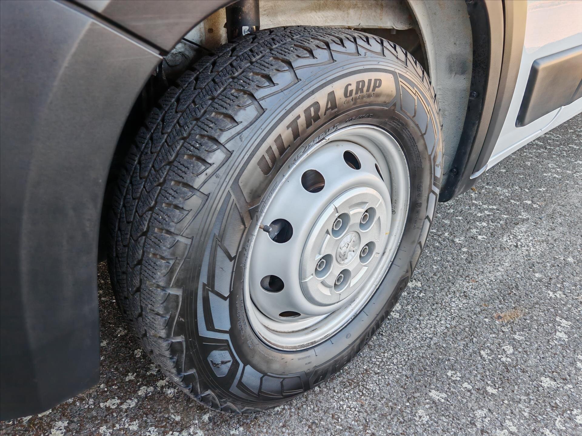 Peugeot Boxer Skříň 2,2 l 121 kw