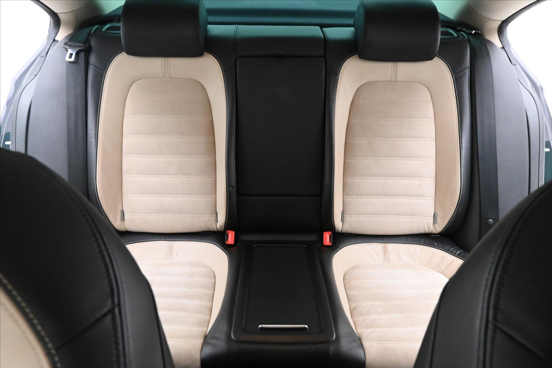 Volkswagen Passat CC Sedan 2,0 l 147 kw