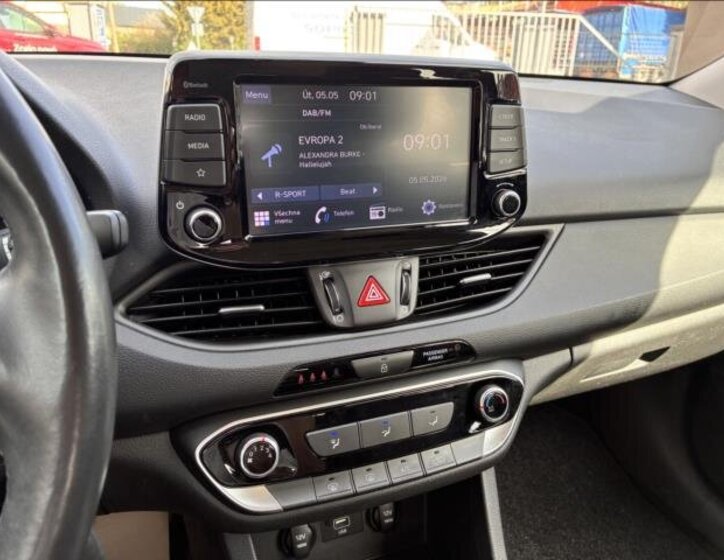 Hyundai i30 Hatchback 998,0 88 kw