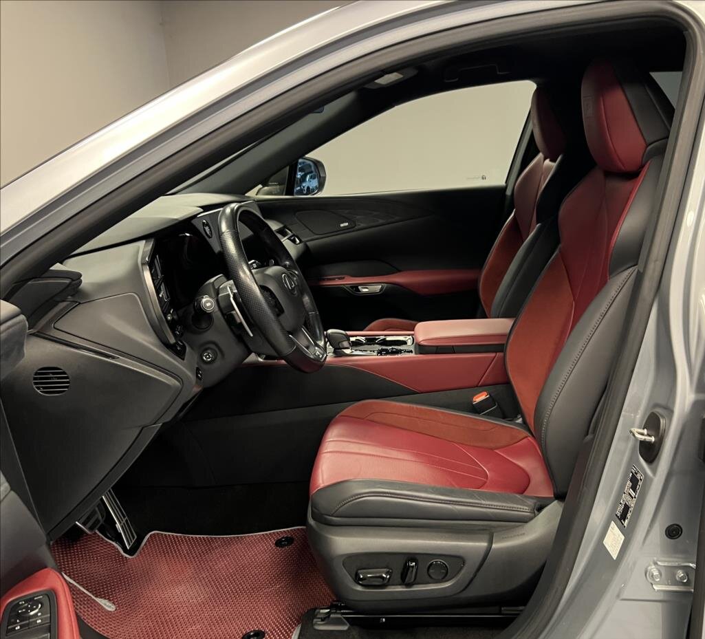 Lexus RX 500h SUV 2,4 l 273 kw