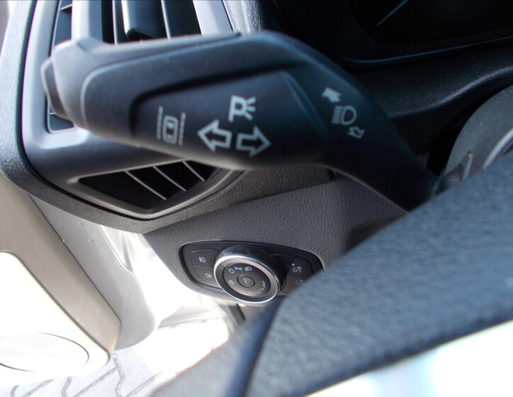 Ford Tourneo Connect MPV 1,5 l 88 kw