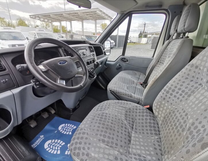 Ford Transit 6