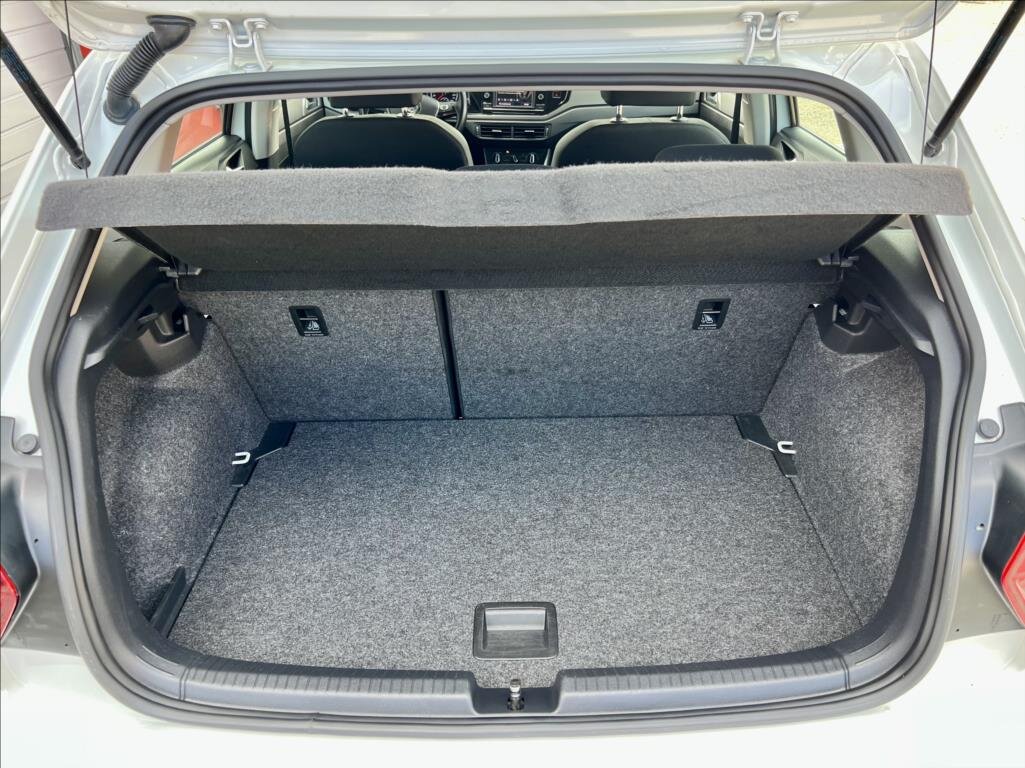 Volkswagen Polo Hatchback 999,0 70 kw
