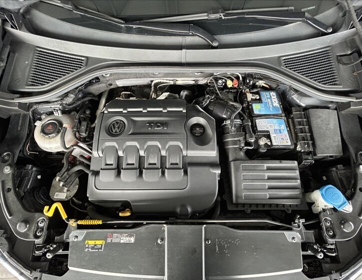 Volkswagen T-Roc SUV 2,0 l 110 kw