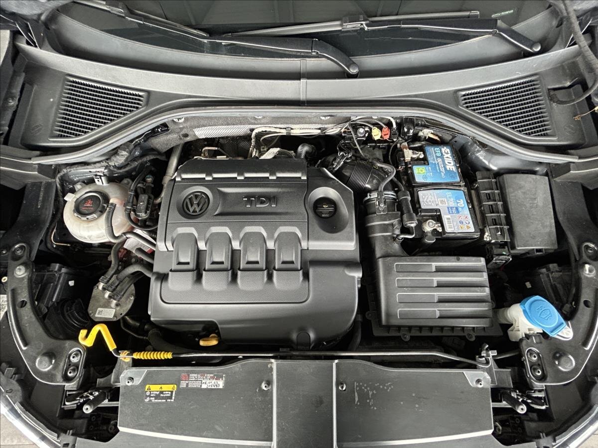 Volkswagen T-Roc SUV 2,0 l 110 kw