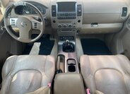 Nissan Pathfinder 7