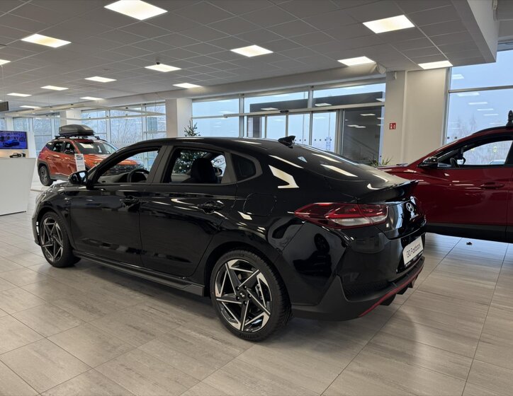 Hyundai i30 Liftback 1,5 l 103 kw