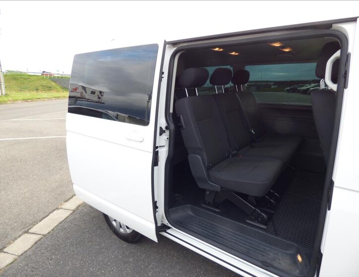 Volkswagen Caravelle MPV 2,0 l 110 kw