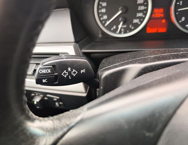 BMW Řada 5 Kombi 2,5 l 130 kw