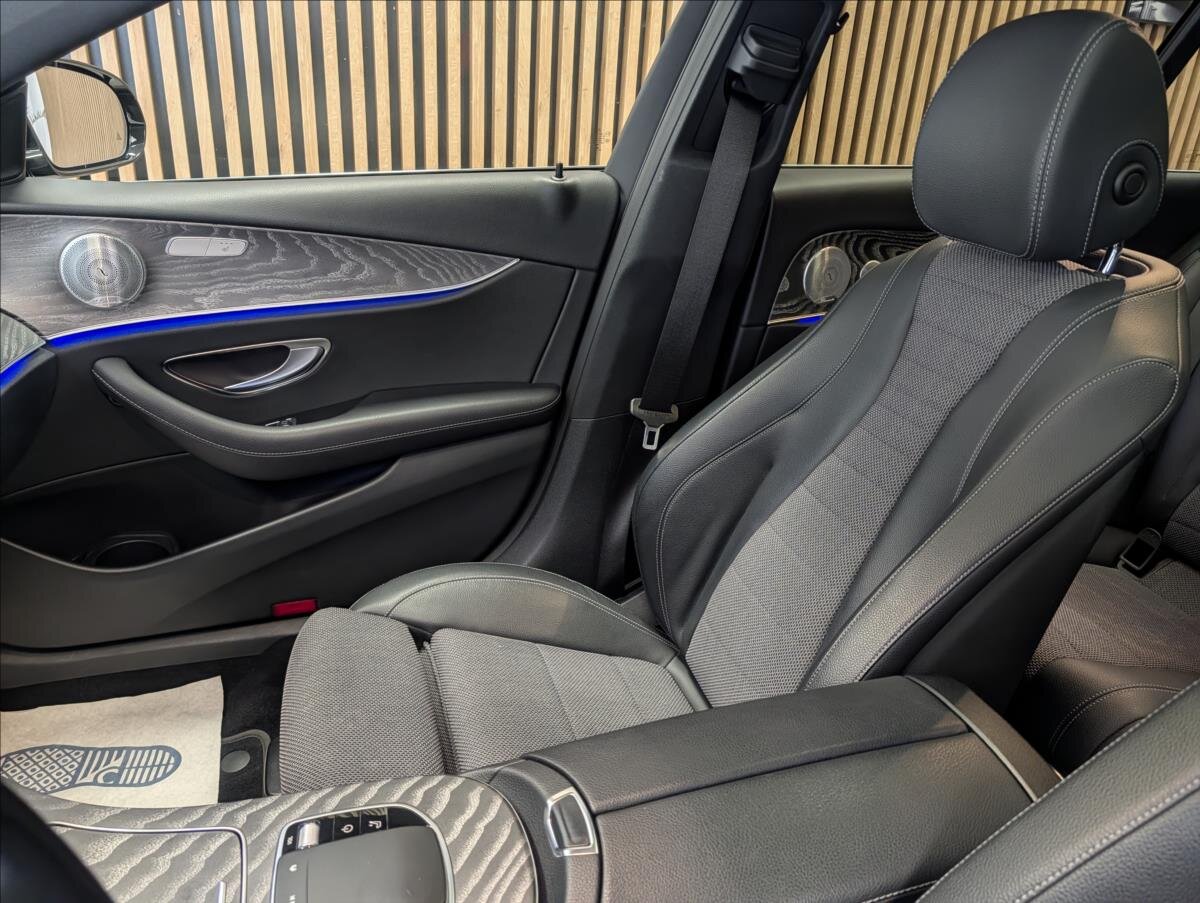 Mercedes-Benz Třídy E Kombi 2,0 l 143 kw